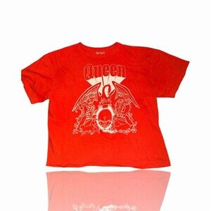 Queen T-Shirt Men's Size L Red Crest Logo Graphic Print Short Sleeve